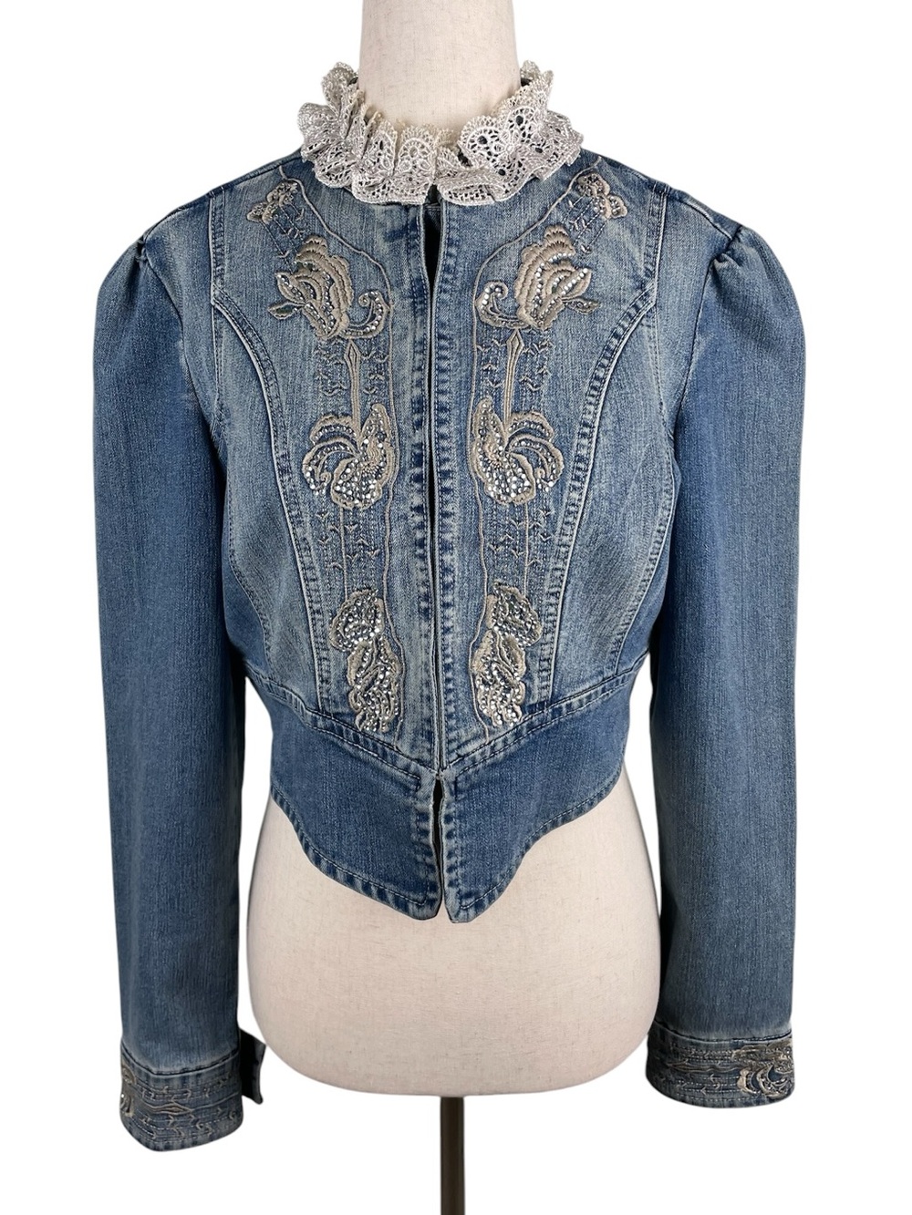 Vintage 90s Jeanology Cropped Denim Jean Jacket Size 6 Rhinestone Lace Collar